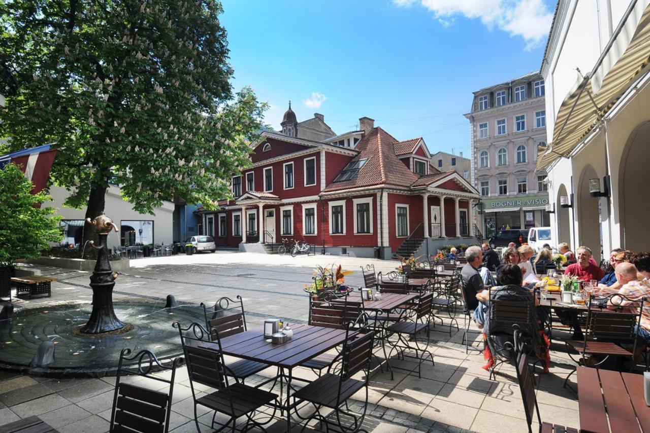 Apartamento Dzirnavu 92, Free Private Parking Riga Exterior foto